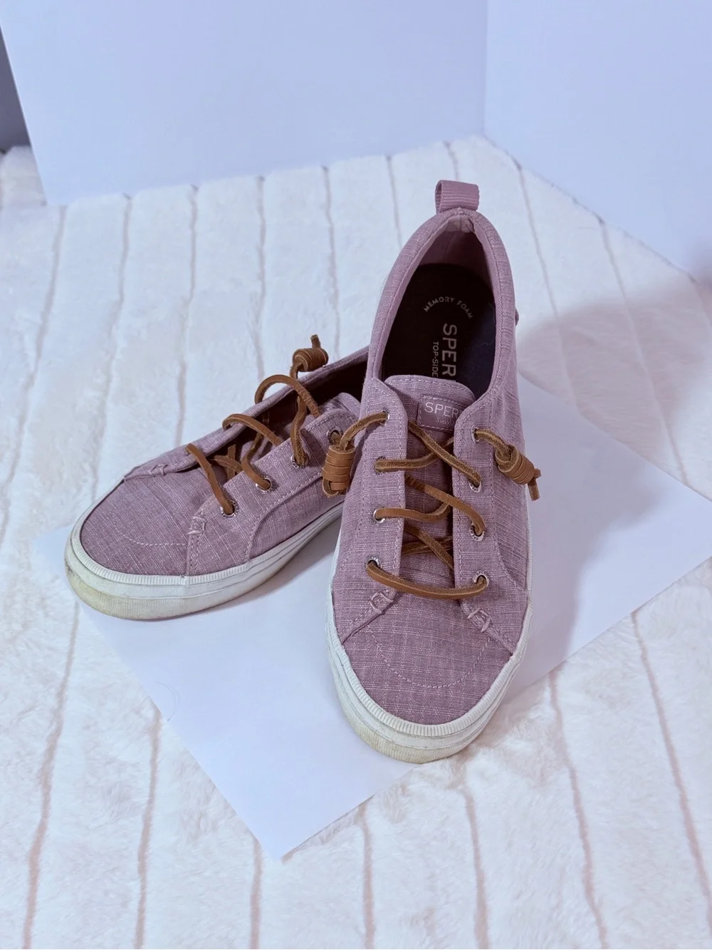 Sperry Women’s 7- Mauve Slip-On Canvas Sneakers